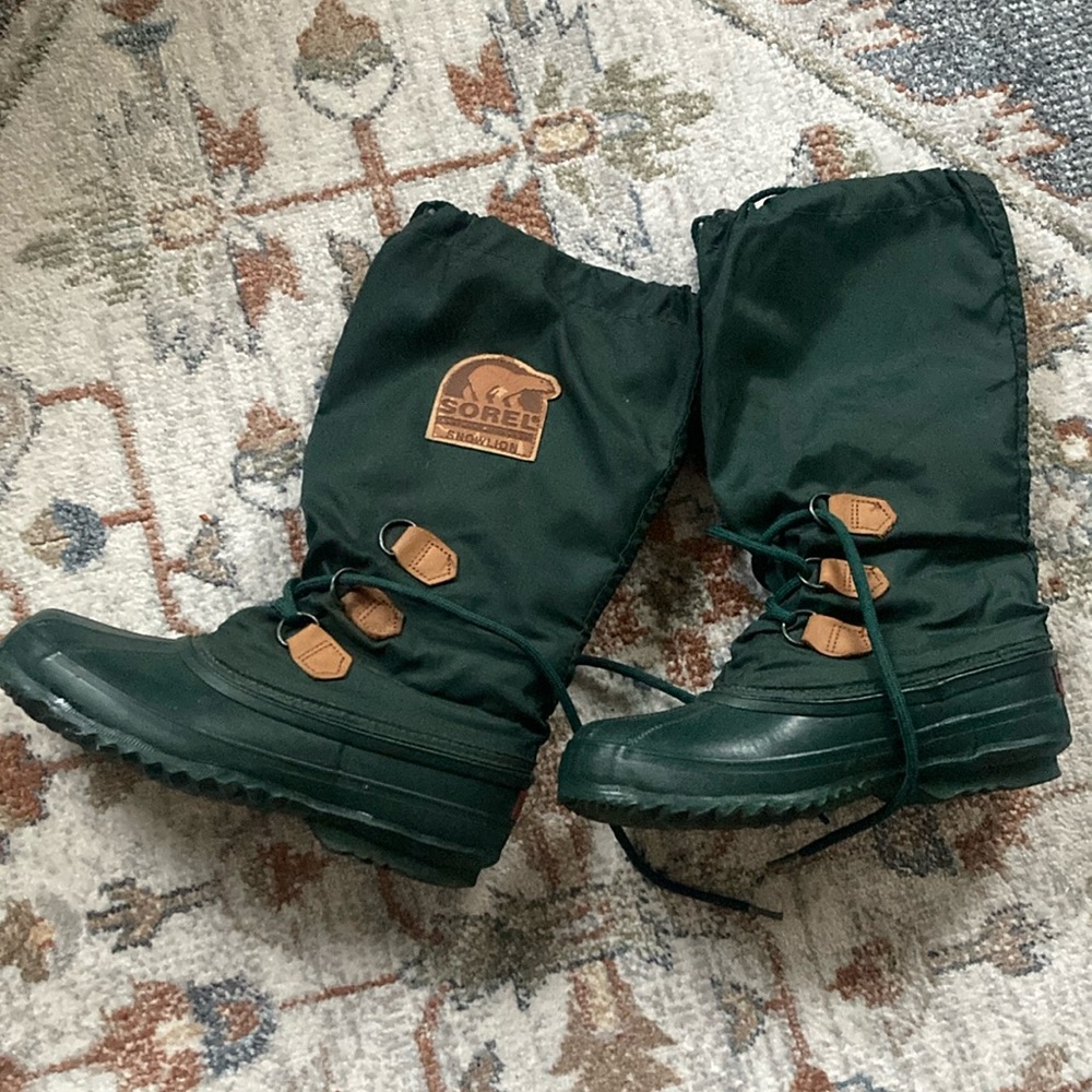 Sorel Vintage Green Snow Lion winter boots